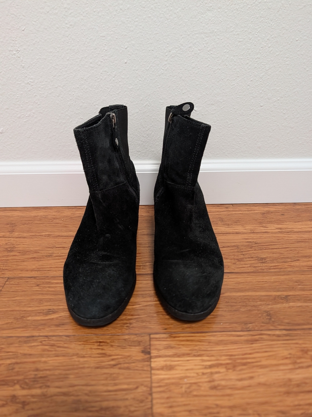 Black Suede Women's Ankle Boots - Geox
